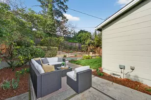 2234 Roosevelt Ave, Redwood City, CA 94061 - Photo 30