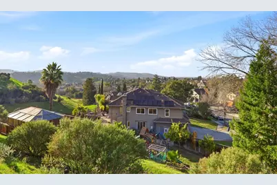 6352 Running Springs Rd, San Jose, CA 95135 - Photo 4