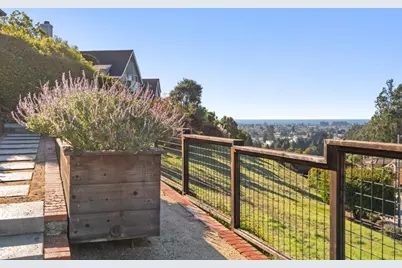 3705 Tiffani Ct, Santa Cruz, CA 95065 - Photo 16