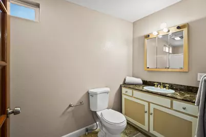 2216 Clarke Ave, East Palo Alto, CA 94303 - Photo 24