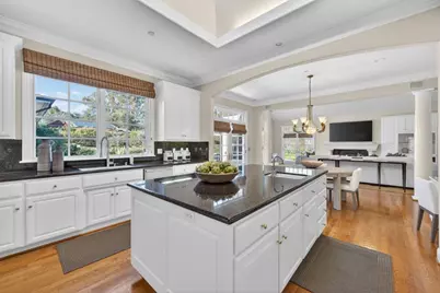 18800 Bella Vina, Saratoga, CA 95070 - Photo 12
