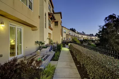 2001 Ocean View Ct D, Daly City, CA 94014 - Photo 2