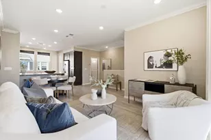 394 Circuit Wy, Mountain View, CA 94043 - Photo 1