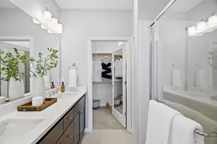 394 Circuit Wy, Mountain View, CA 94043 - Photo 22