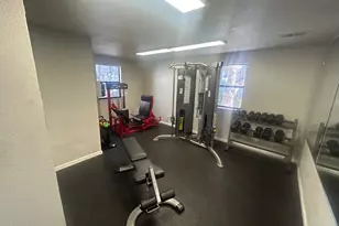 427 W Laurel Dr A, Salinas, CA 93906 - Photo 10