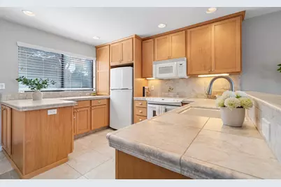 101 Shell Dr 64, Watsonville, CA 95076 - Photo 14