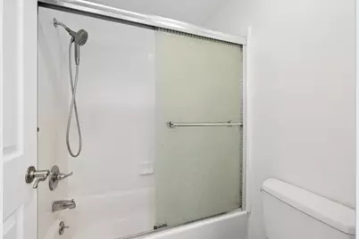 102 Monte Verano Ct, San Jose, CA 95116 - Photo 16