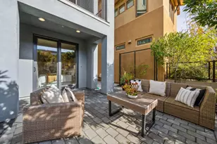 3428 Alma Village Cir, Palo Alto, CA 94306 - Photo 2