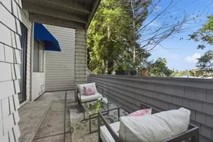 1031 Foxchase Dr, San Jose, CA 95123 - Photo 14