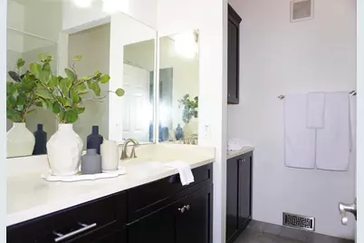 1031 Foxchase Dr, San Jose, CA 95123 - Photo 16