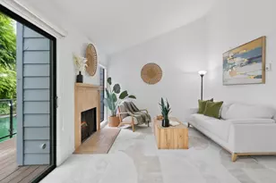 905 W Middlefield Rd 982, Mountain View, CA 94043 - Photo 4