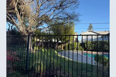 1010 Polk Ln, San Jose, CA 95117 - Photo 34