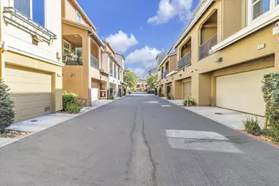 2077 Lee Way, Milpitas, CA 95035 - Photo 12