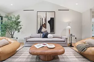 371 E Oakwood Blvd, Redwood City, CA 94061 - Photo 6