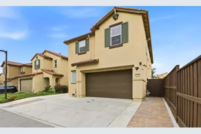 504 Sandpiper Ln, Hollister, CA 95023 - Photo 2