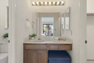 100 Strathmore Pl, Los Gatos, CA 95032 - Photo 22