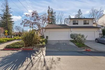 100 Strathmore Pl, Los Gatos, CA 95032 - Photo 2