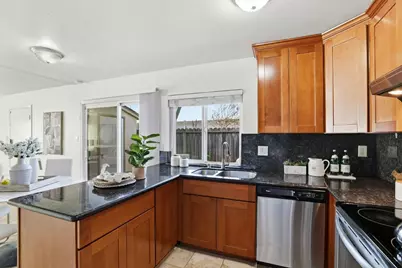 1482 La Boheme Way, San Jose, CA 95121 - Photo 8