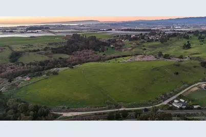 967 Salinas Rd, Royal Oaks, CA 95076 - Photo 4