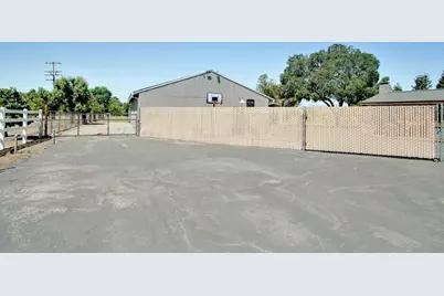 8875 New Ave, Gilroy, CA 95020 - Photo 60