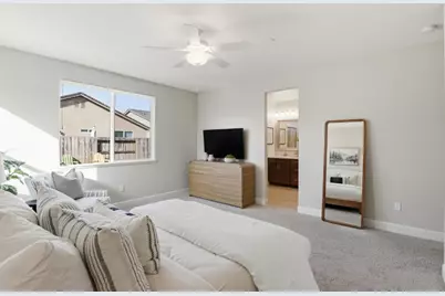 1216 Wildrose Dr, Hollister, CA 95023 - Photo 14