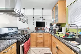 1007 Woodward, Fresno, CA 93706 - Photo 12