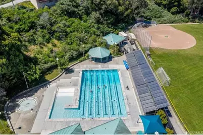 129 Alvarado St, Brisbane, CA 94005 - Photo 28