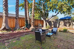 2055 Oakwood Dr, East Palo Alto, CA 94303 - Photo 36