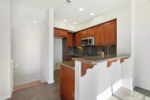 189 Bedford Loop, Mountain View, CA 94043 - Photo 8