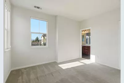 189 Bedford Loop, Mountain View, CA 94043 - Photo 18