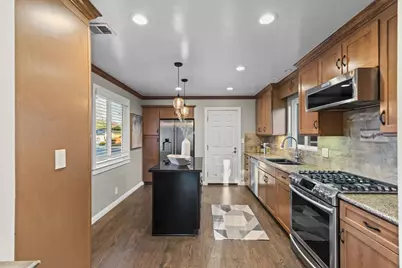 295 Beverly Ct, Campbell, CA 95008 - Photo 12