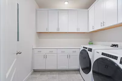 2031 Wildflower Dr, Hollister, CA 95023 - Photo 26