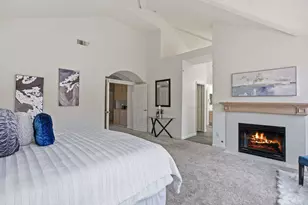 2207 Vizcaya Cir, Campbell, CA 95008 - Photo 26