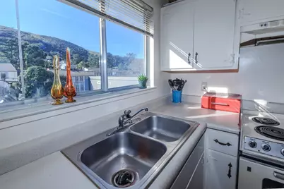 693 San Bruno Ave, Brisbane, CA 94005 - Photo 38