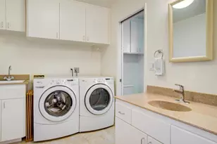 967 Erica Dr, Sunnyvale, CA 94086 - Photo 40