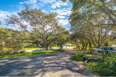 18117 Berta Canyon Rd, Salinas, CA 93907 - Photo 8