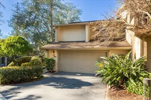 652 Sand Hill Cir, Menlo Park, CA 94025 - Photo 2