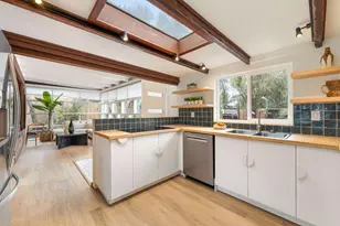 1207 Presidio Blvd, Pacific Grove, CA 93950 - Photo 16