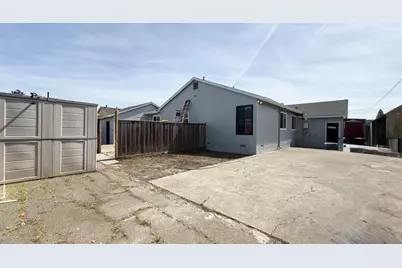 1367 Hubbard Ave, San Leandro, CA 94579 - Photo 24