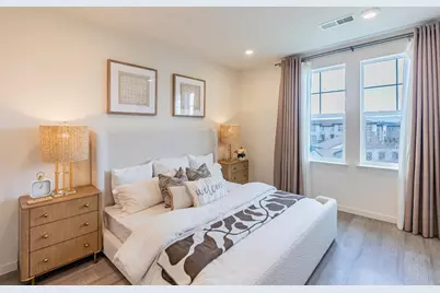 817 Galt Ter 4, Sunnyvale, CA 94085 - Photo 22