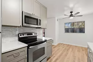 1376 Palm St, San Jose, CA 95110 - Photo 10