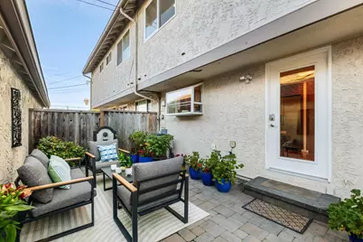 1031 Las Palmas Dr, Santa Clara, CA 95051 - Photo 46