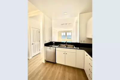 140 S Van Ness Ave 1124, San Francisco, CA 94103 - Photo 4