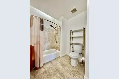 140 S Van Ness Ave 1124, San Francisco, CA 94103 - Photo 18