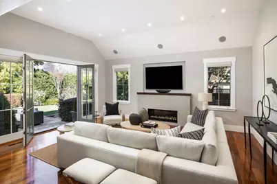 740 Windsor Dr, Menlo Park, CA 94025 - Photo 10