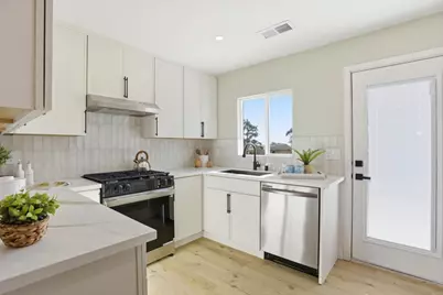 704 Claridge Dr, Pacifica, CA 94044 - Photo 12