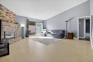 561 Powell St, Salinas, CA 93907 - Photo 8