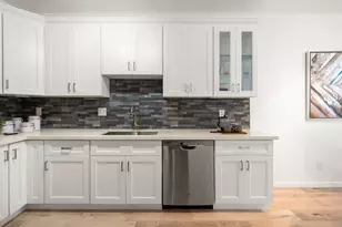 453 Cork Harbour Cir E, Redwood City, CA 94065 - Photo 16