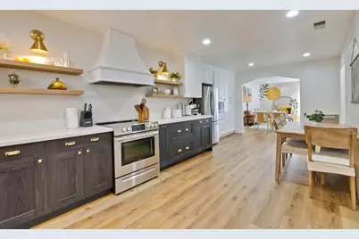 732 N Redwood Ave, San Jose, CA 95128 - Photo 12