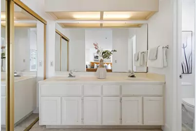 25495 Southwick Dr 101, Hayward, CA 94544 - Photo 16